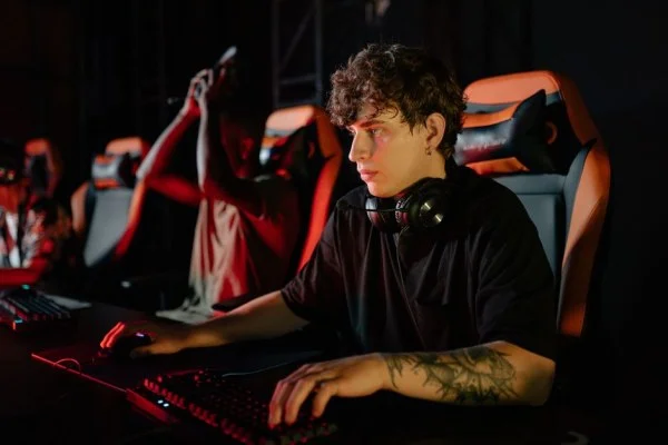 professional esports players